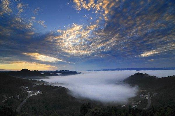 西陵庙会热闹开场